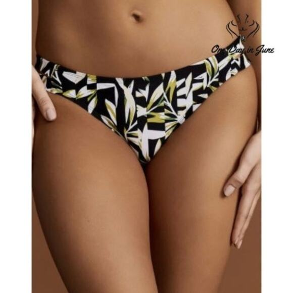 Bcbgeneration Falling For You Hipster Bikini Bottom Size M - Picture 1 of 4